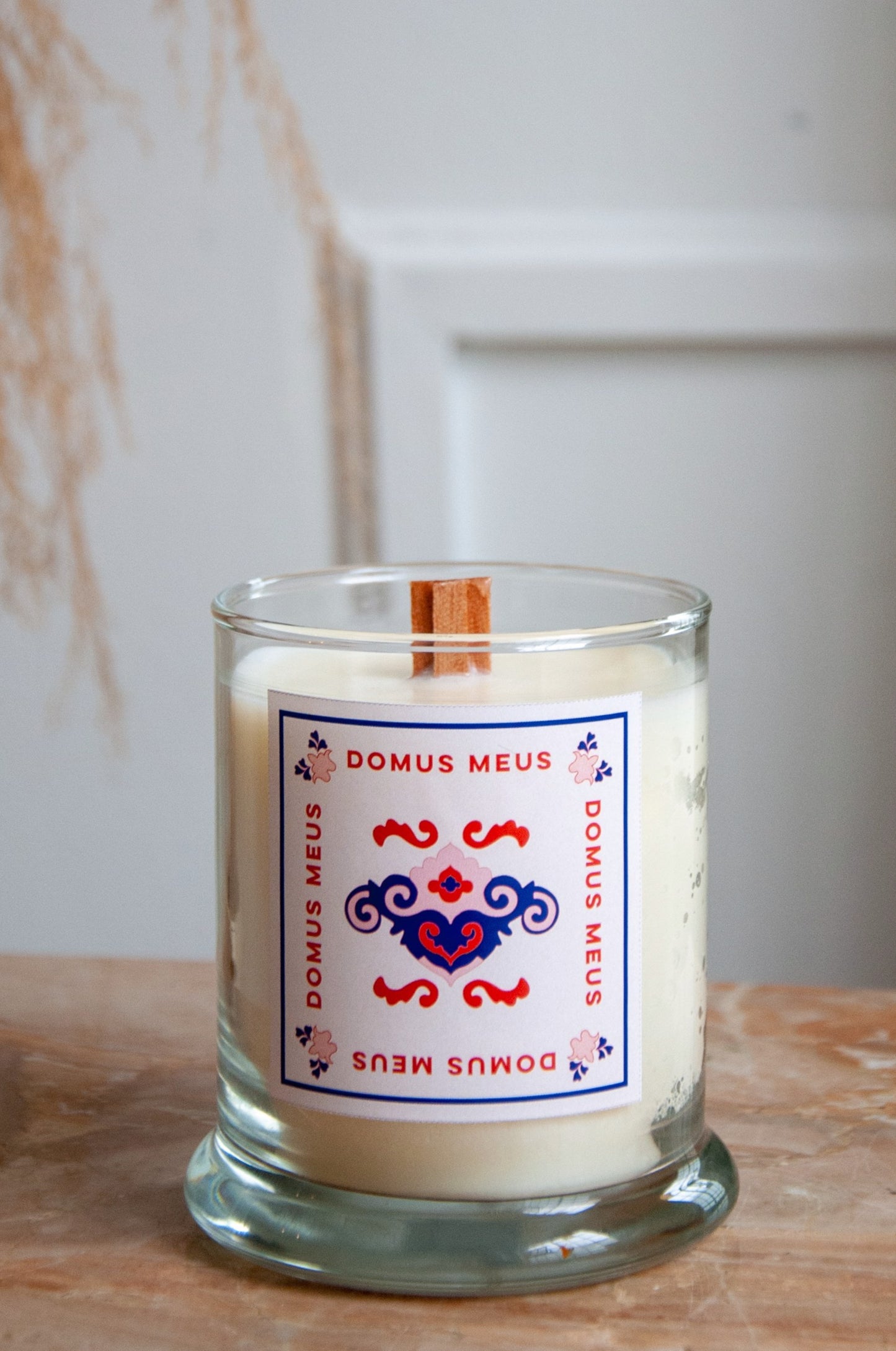 The Signature Domus Meus Candle